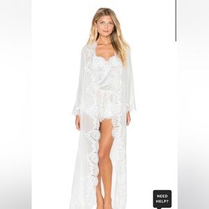 Homebodii Helena Bridal Robe in White